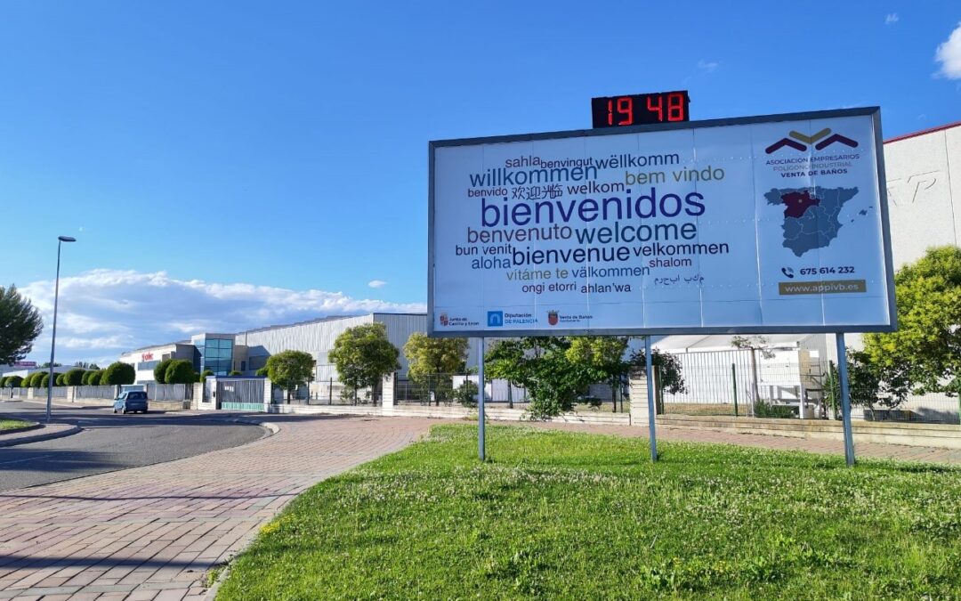 Estreno del nuevo diseño de la valla informativa